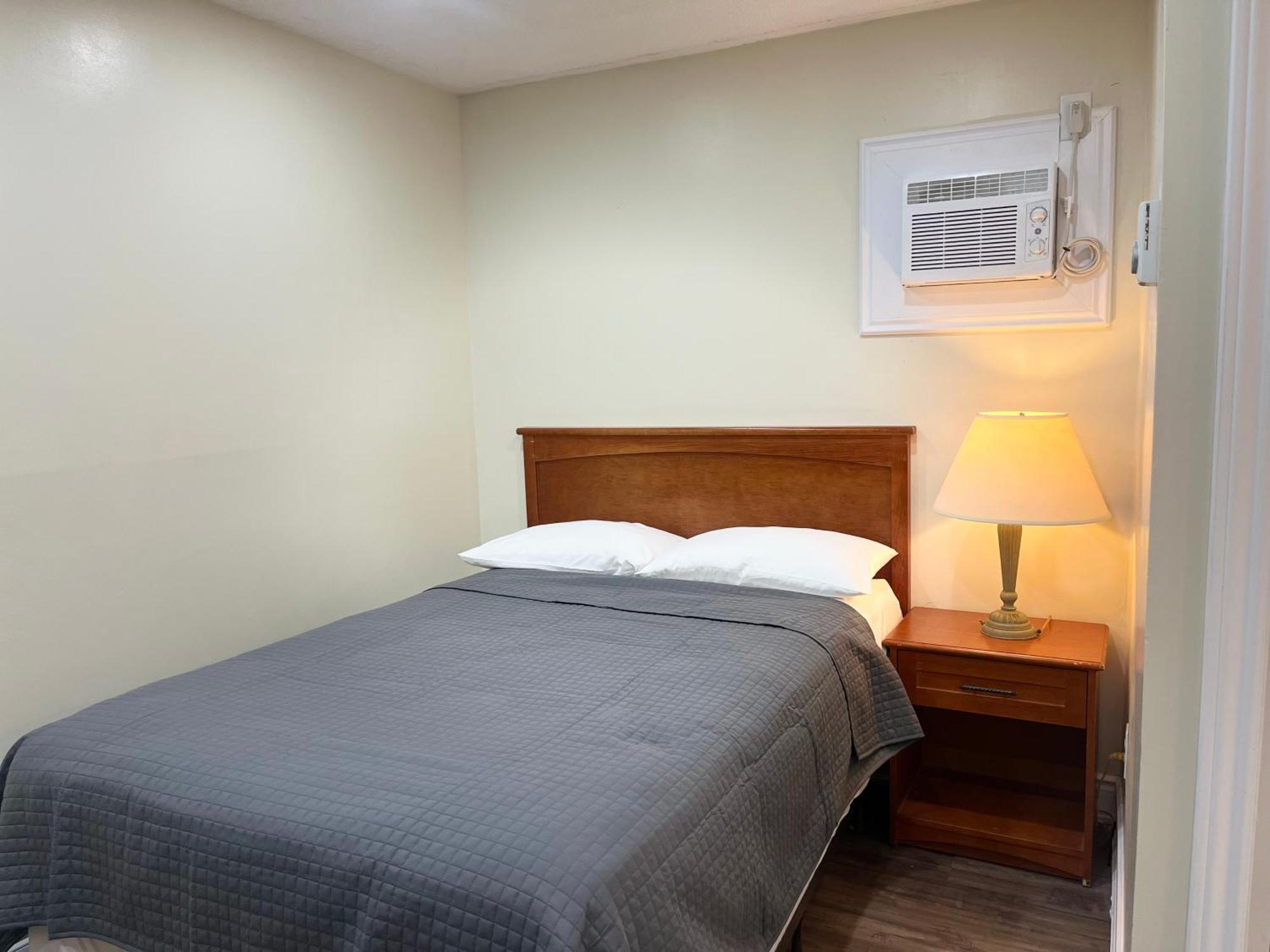Cedar Springs Motel Acton Экстерьер фото